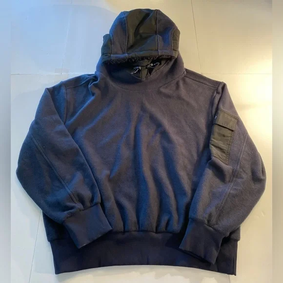 Alo Yoga Dark Navy/Black Chill Pullover Large  NWOT - Picture 3 of 9